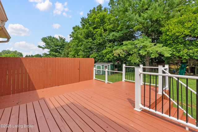 7406 Covey Pl, Louisville, KY 40291