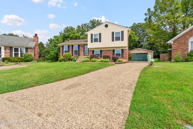 7406 Covey Pl, Louisville, KY 40291