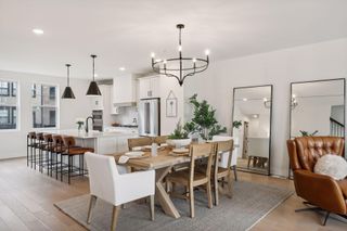 870 Mount Curve Boulevard L, Saint Paul, MN 55116