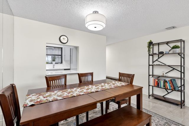 890 N Federal Highway 403, Lantana, FL 33462
