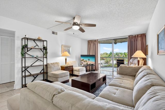 890 N Federal Highway 403, Lantana, FL 33462