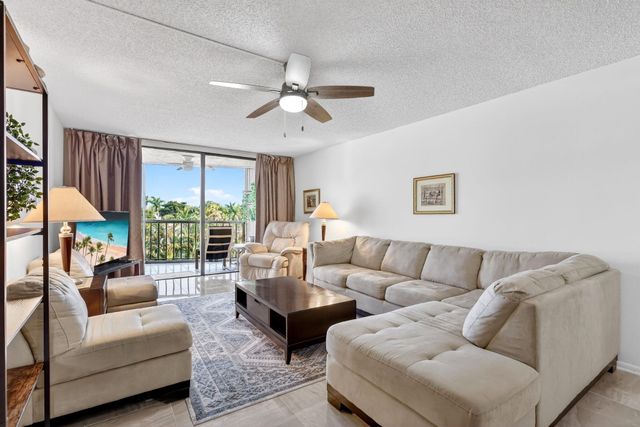 890 N Federal Highway 403, Lantana, FL 33462