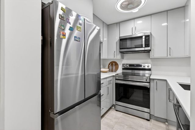 890 N Federal Highway 403, Lantana, FL 33462