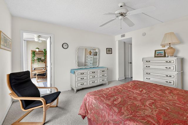 890 N Federal Highway 403, Lantana, FL 33462
