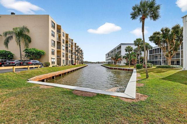 890 N Federal Highway 403, Lantana, FL 33462