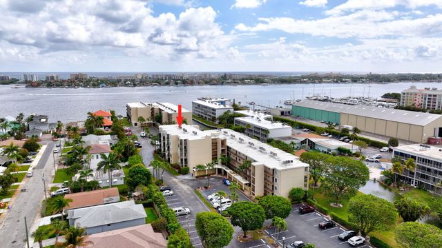 890 N Federal Highway 403, Lantana, FL 33462