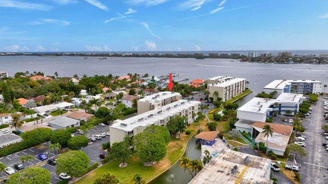 890 N Federal Highway 403, Lantana, FL 33462