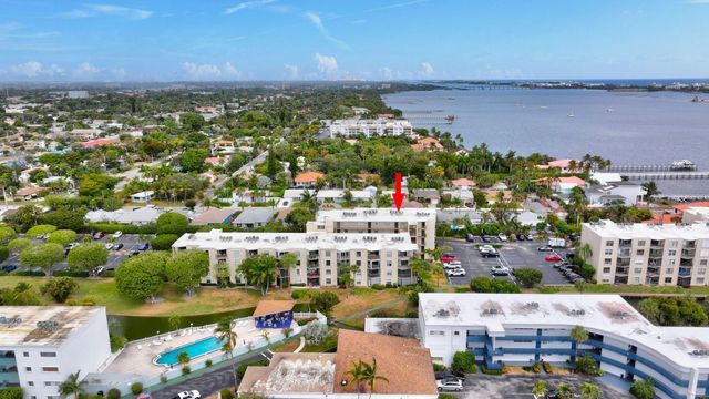 890 N Federal Highway 403, Lantana, FL 33462