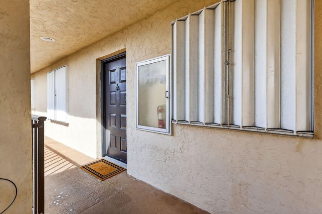 890 N Federal Highway 403, Lantana, FL 33462