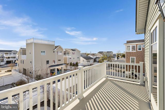 262 N 1ST ST, Surf City, NJ 08008