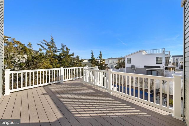 262 N 1ST ST, Surf City, NJ 08008