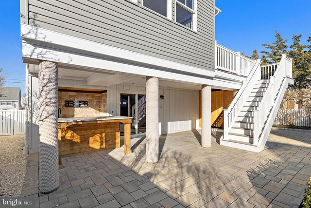 262 N 1ST ST, Surf City, NJ 08008