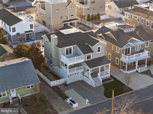 262 N 1ST ST, Surf City, NJ 08008