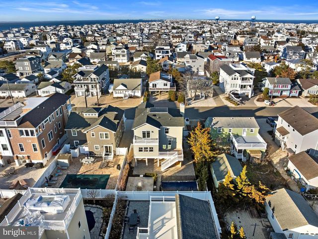 262 N 1ST ST, Surf City, NJ 08008