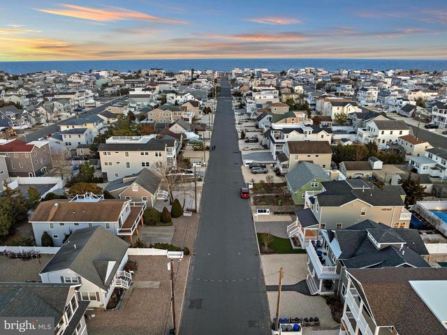 262 N 1ST ST, Surf City, NJ 08008