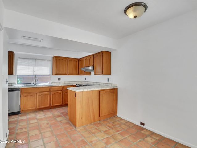 1010 E BECKER Lane, Phoenix, AZ 85020