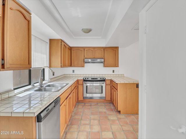 1010 E BECKER Lane, Phoenix, AZ 85020