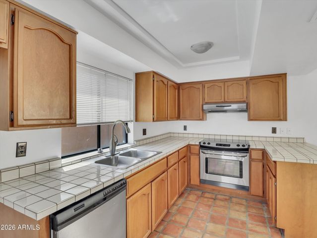 1010 E BECKER Lane, Phoenix, AZ 85020