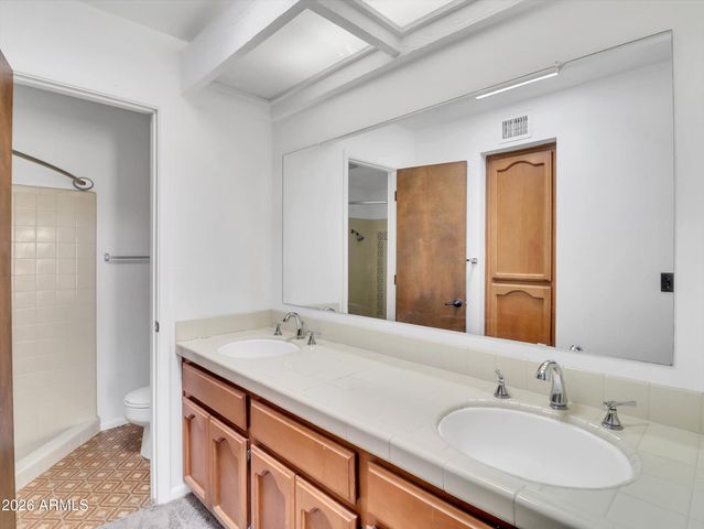 1010 E BECKER Lane, Phoenix, AZ 85020