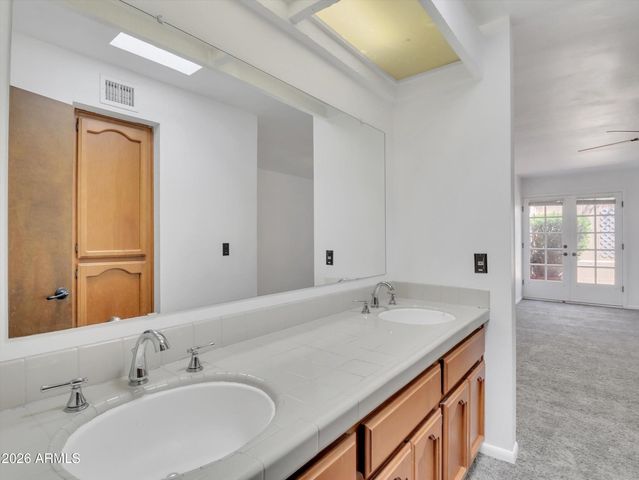 1010 E BECKER Lane, Phoenix, AZ 85020