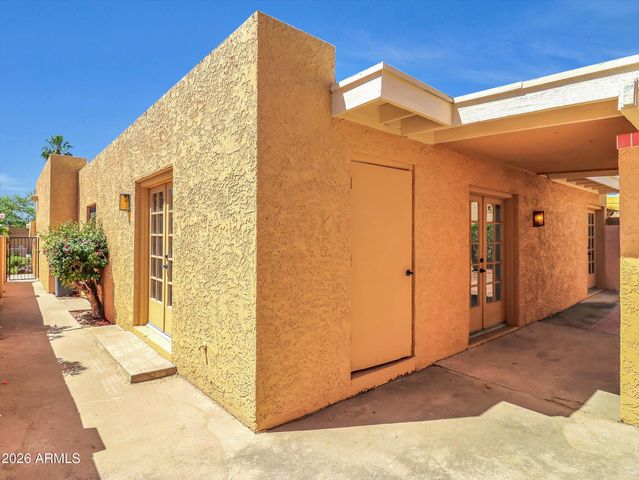 1010 E BECKER Lane, Phoenix, AZ 85020