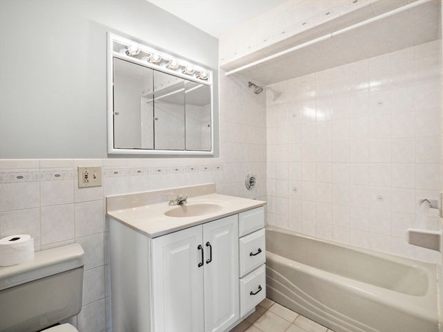 69 Stowers St 2, Revere, MA 02151