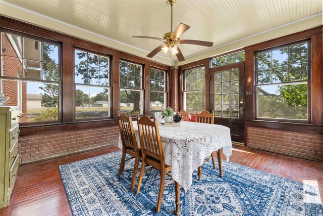 615 W Front Street, Lonoke, AR 72086