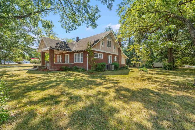 615 W Front Street, Lonoke, AR 72086