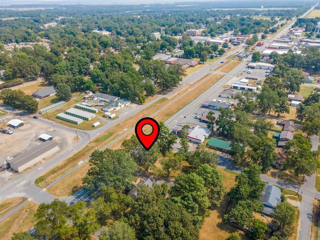 615 W Front Street, Lonoke, AR 72086