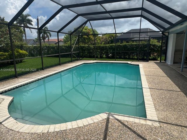 7824 SUNFLOWER DR, Margate, FL 33063