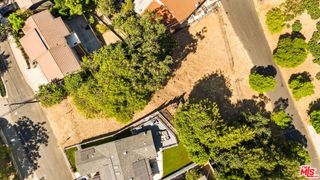 4001 N College Crest Dr., Los Angeles, CA 90065