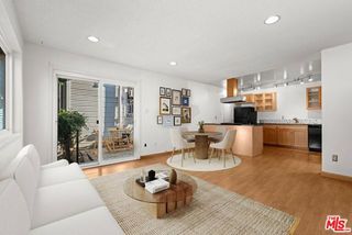 648 N Grand Avenue, Los Angeles, CA 90012