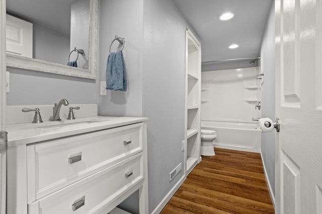 2814 10th Street N, Fargo, ND 58102