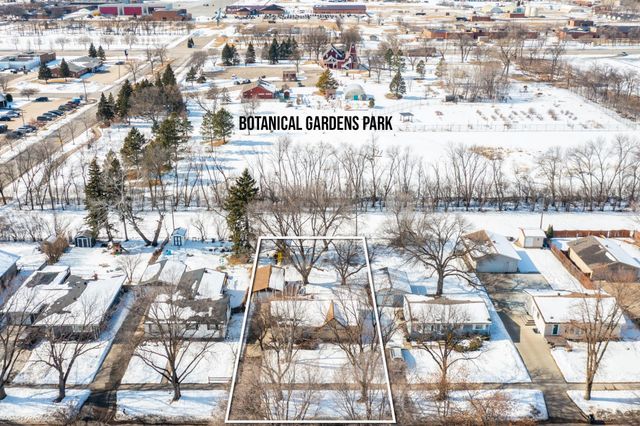 2814 10th Street N, Fargo, ND 58102