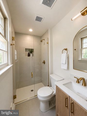 800 FALCON LN, West Chester, PA 19382