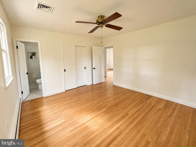 800 FALCON LN, West Chester, PA 19382