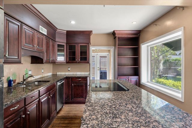 565 Savannah Highway, Charleston, SC 29407