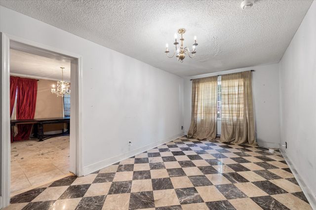 565 Savannah Highway, Charleston, SC 29407