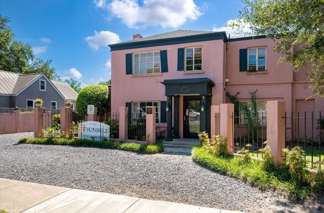 565 Savannah Highway, Charleston, SC 29407