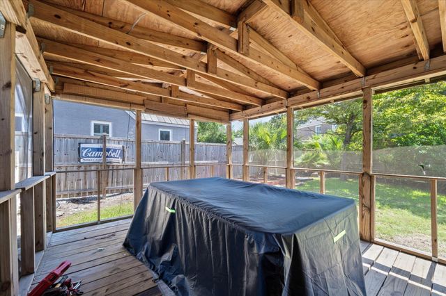 565 Savannah Highway, Charleston, SC 29407