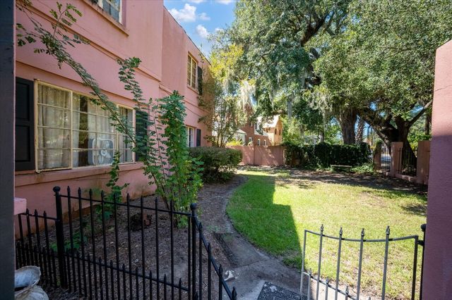 565 Savannah Highway, Charleston, SC 29407