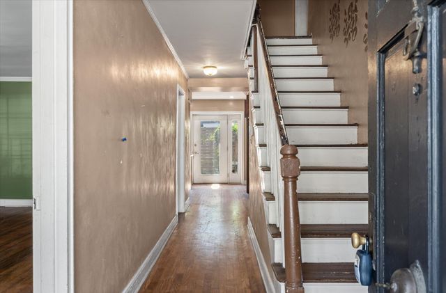 565 Savannah Highway, Charleston, SC 29407
