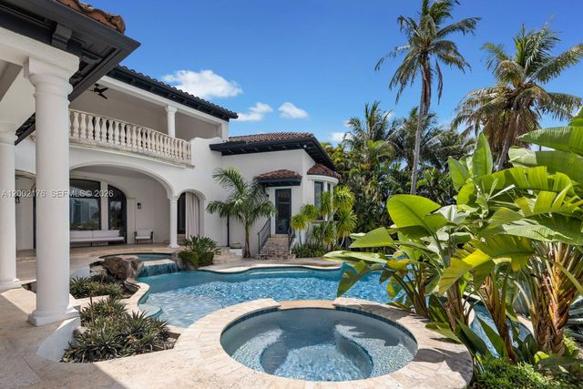 432 S Hibiscus Dr, Miami Beach, FL 33139
