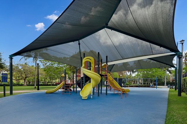 432 S Hibiscus Dr, Miami Beach, FL 33139