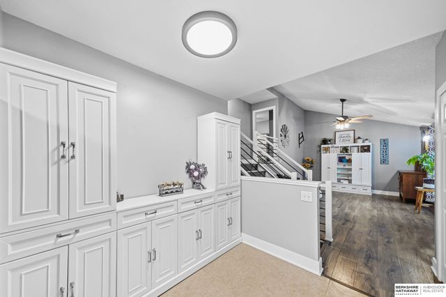 6220 Fleetwood Drive, Lincoln, NE 68516