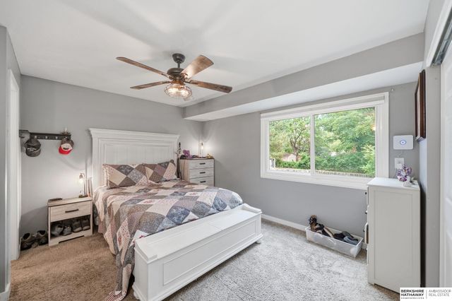 6220 Fleetwood Drive, Lincoln, NE 68516