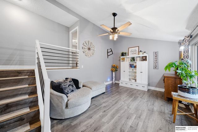 6220 Fleetwood Drive, Lincoln, NE 68516
