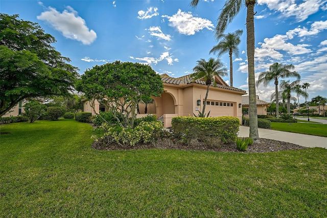 7157 DEL LAGO DRIVE, Sarasota, FL 34238