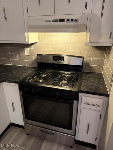 4183 Columbia Road 121, North Olmsted, OH 44070