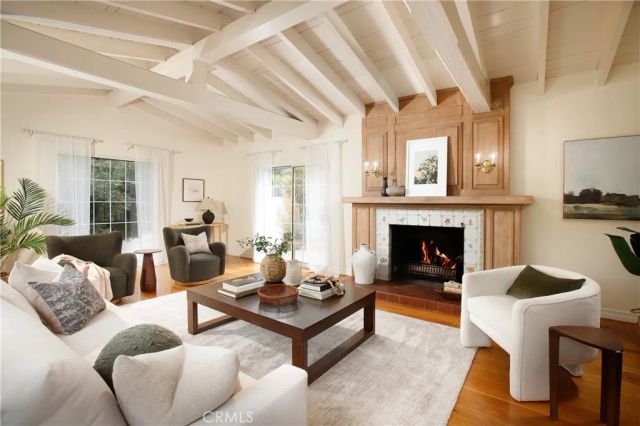 3117 Sparr Boulevard, Glendale, CA 91208
